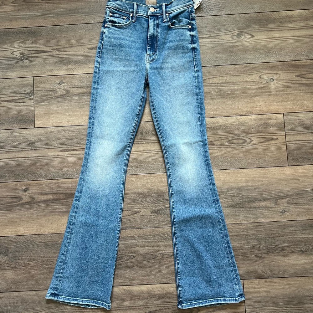NWT MOTHER High Waisted Weekender Skimp Jeans in Swing And A Miss Sz 25